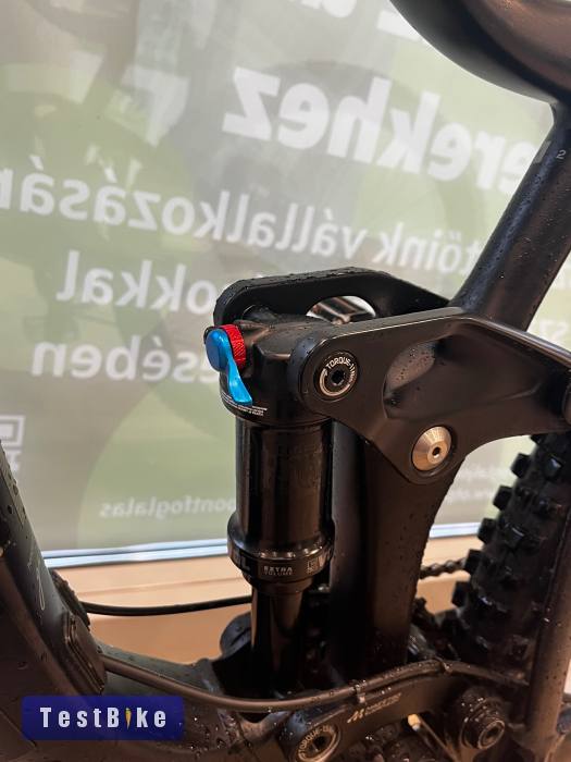 Giant Intrigue 29 M 2024 új állapotú 