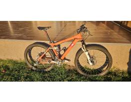 Giant összteleszkópos MTB kerékpár