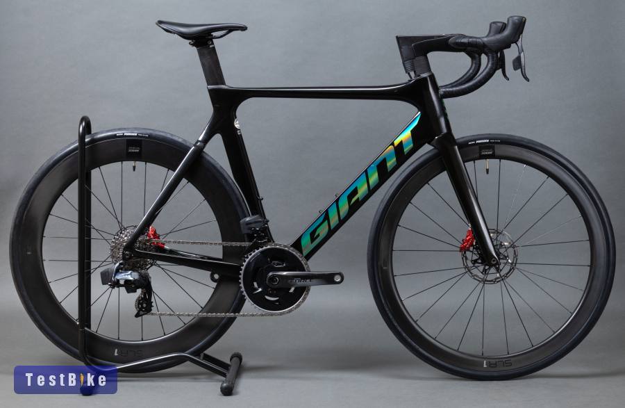 Giant Propel Advanced Pro 0 Disc (M/L) Sram Force AXS országúti