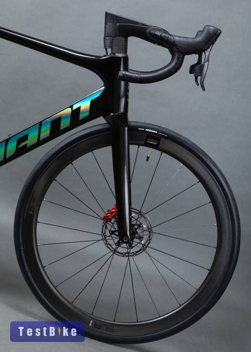 Giant Propel Advanced Pro 0 Disc (M/L) Sram Force AXS országúti
