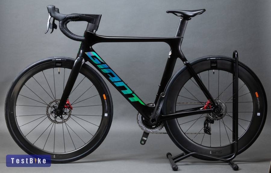 Giant Propel Advanced Pro 0 Disc (M/L) Sram Force AXS országúti