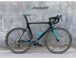 Giant Propel villanyos váltással
