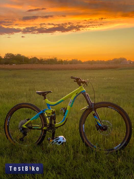 giant reign 2016 “m”