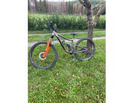 Giant Reign 2022 M