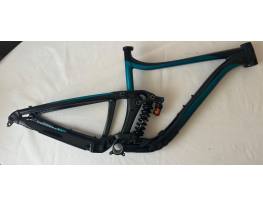 Giant Reign SX “új” enduro fully váz