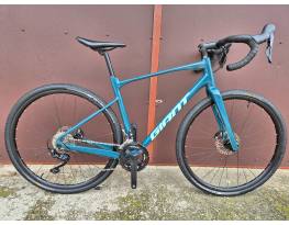 Giant Revolt 1 Gravel Shimano Grx 2x10.  M/L 