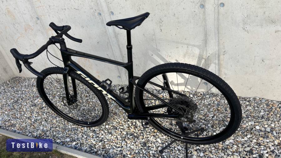 Giant Revolt Advanced 1 (2022)