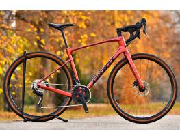 Giant Revolt Advanced 3 (M/L) karbon gravel kerékpár