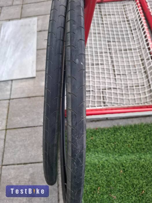 Giant S‑R3 AC Puncture Protect külső – 700×32c – 2 db