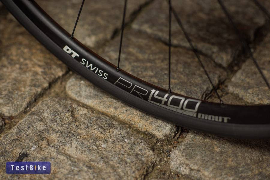 Giant TCR Advanced országúti kerékpár