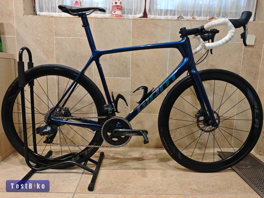 Giant TCR Advanced SL0 srm Force 2*12 tárcsás carbon outi