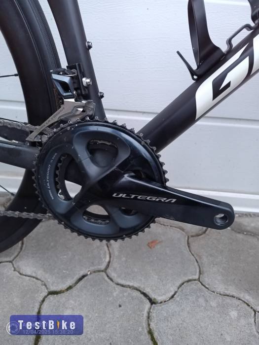 Giant TCR karbon kerekekkel eladó!