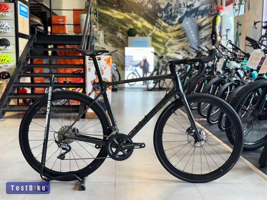 Giant TCR karbon országúti, Ultegra , Wattmérő