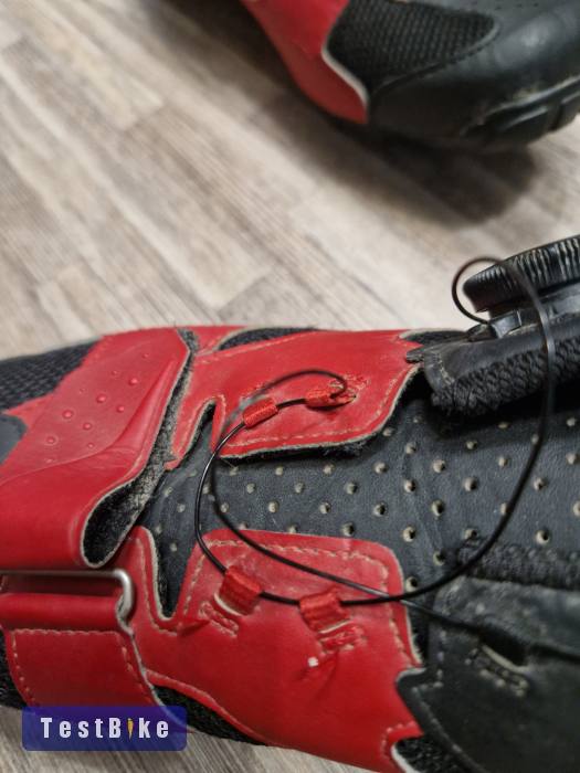 Giro Cylinder II 44-es