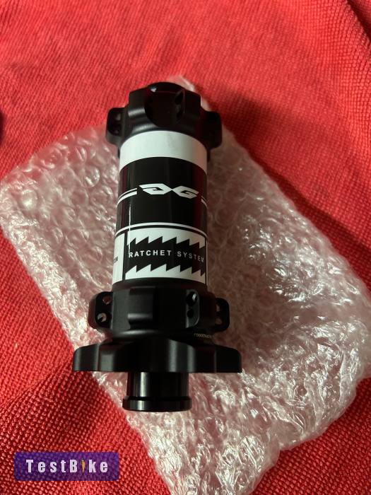 Goldix 370 első kerékagy 110x15 Boost