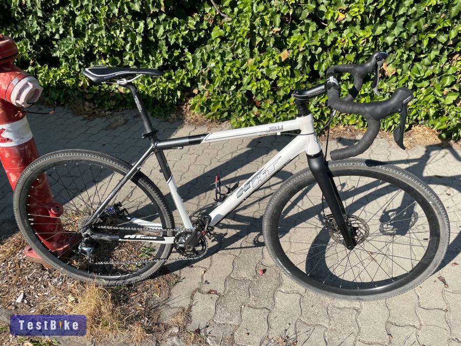 Gravel bike