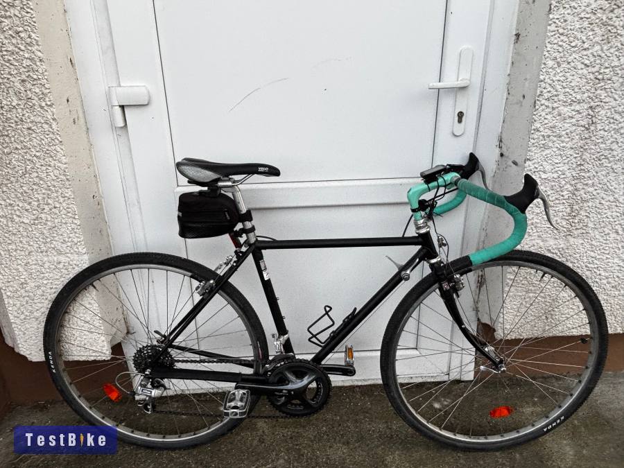 Gravel országúti kerékpár