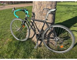 Gravel országúti kerékpár bicikli