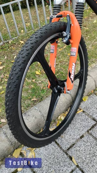Grimeca Italy Style alu mtb első kerék 26 " Mitas külső 