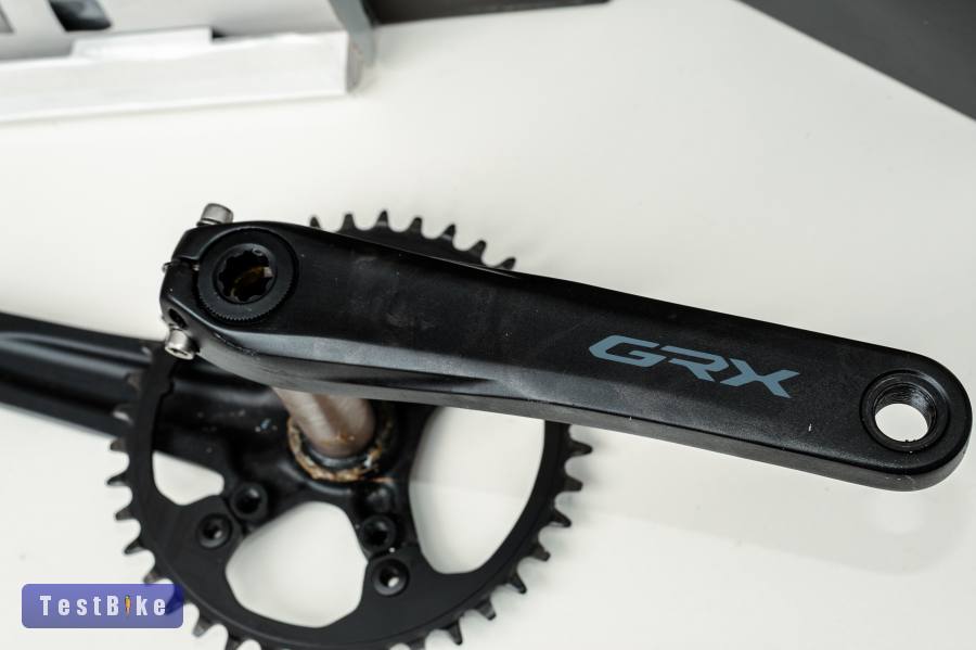 GRX 1x12 hajtómű, 40T, 175 mm — max 150-200km használat