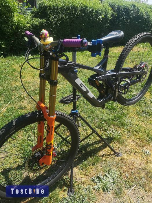 Gt fury expert carbon csere is 