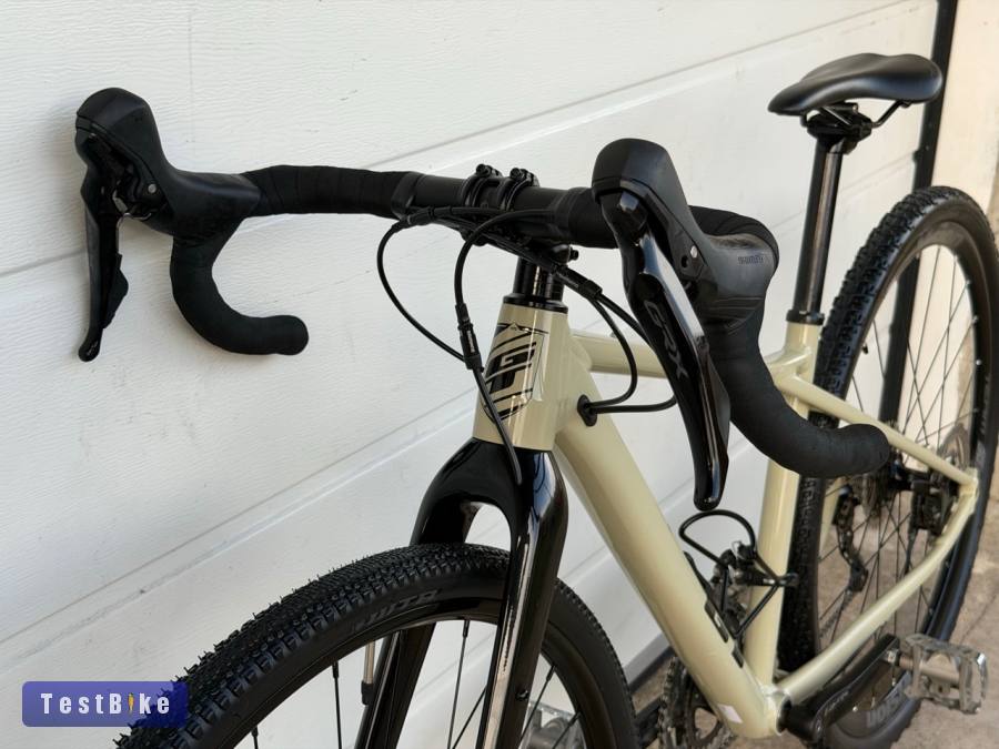 GT Grade 28 XS GRX Gravel kerékpár