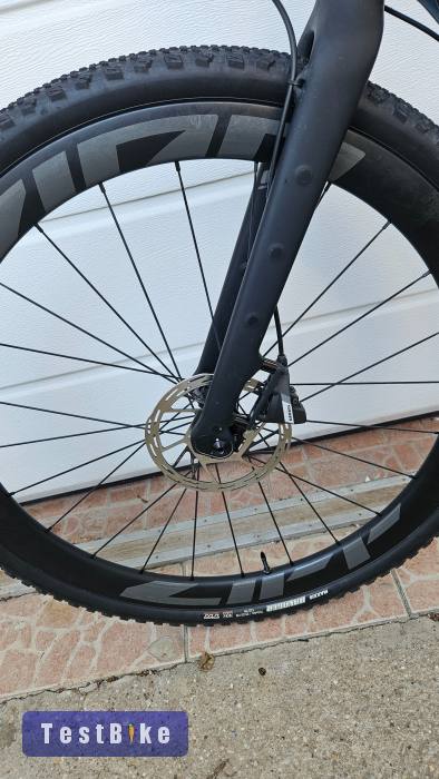 Gt Grade Carbon Gravel