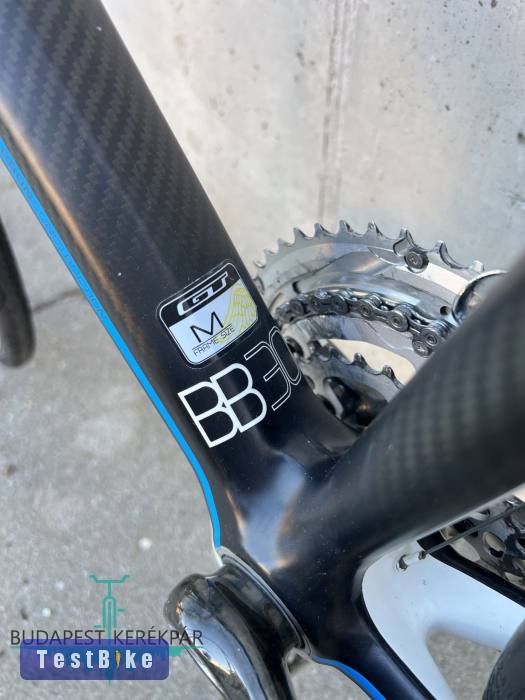GT GTR Pro Carbon országúti kerékpár