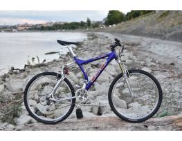 GT LTS 3000-DS mtb kerékpár 48/19" (1998) gyűjtői "ősmonti"