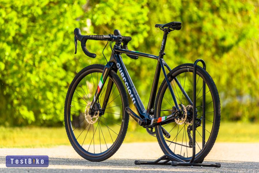 Guerciotti Lembeek Disc (S) karbon gravel kerékpár