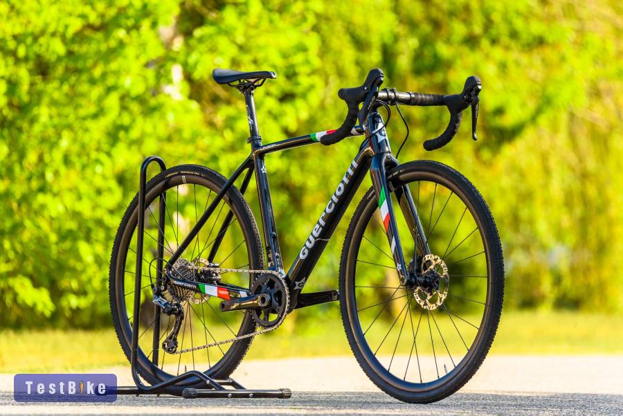 Guerciotti Lembeek Disc (S) karbon gravel kerékpár