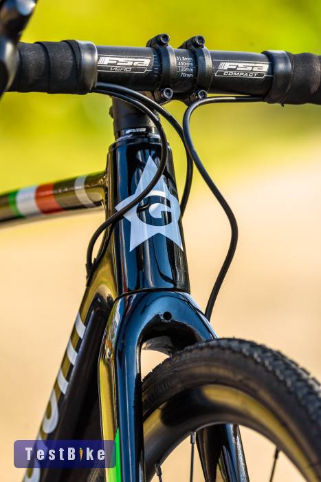 Guerciotti Lembeek Disc (S) karbon gravel kerékpár