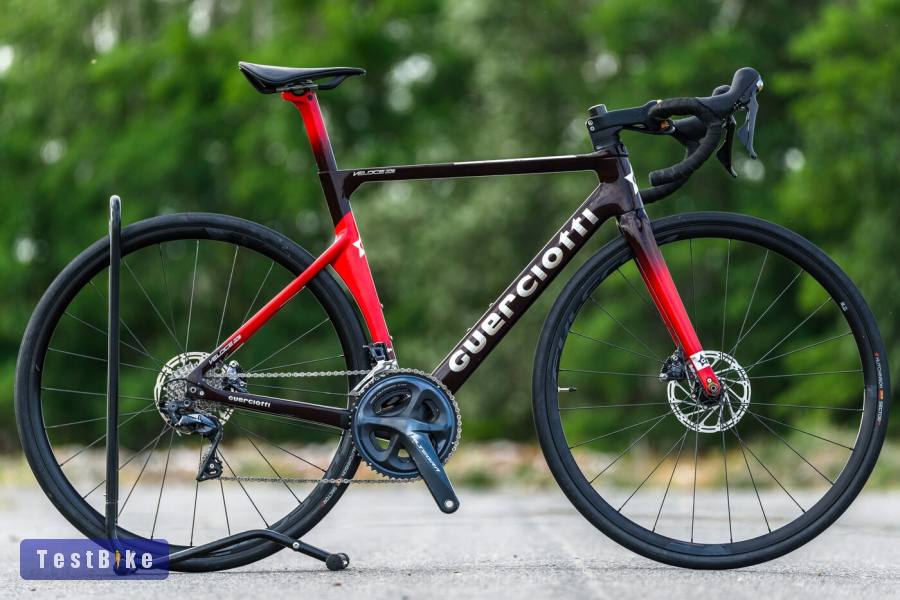 Guerciotti Veloce S (M) full karbon országúti kerékpár