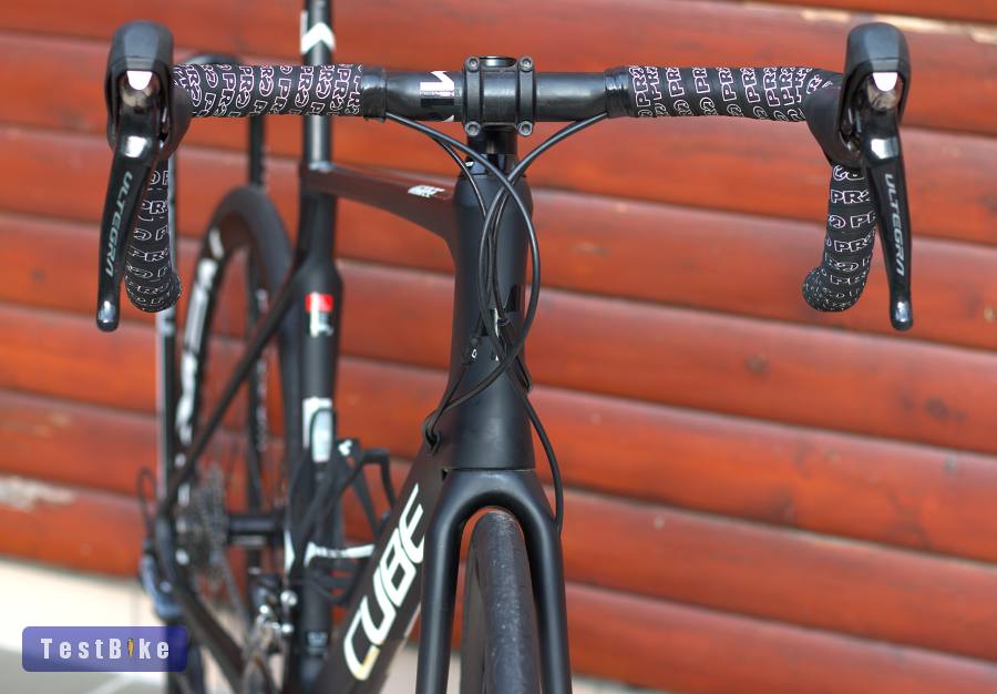 Gyári felszereltégű Cube Agree C:62 Race Disc (58)