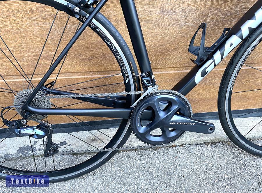 Gyönyörű Giant TCR karbon, Ultegra R8000, Campagnolo Zonda