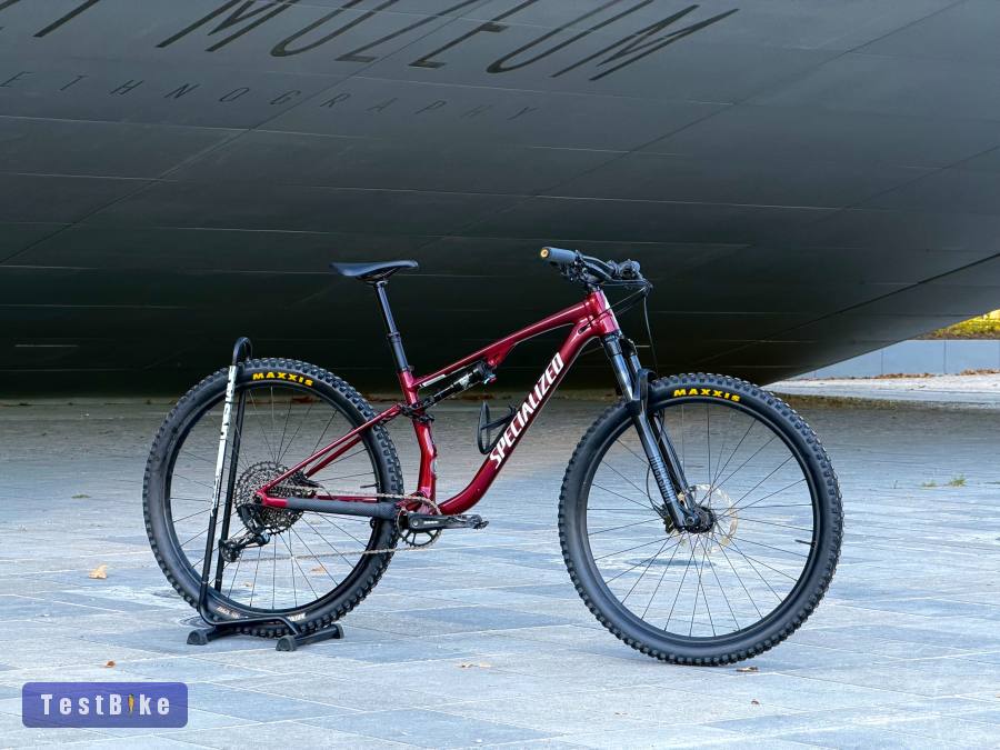 Gyönyörű Specialized Chisel M összteleszkópos MTB