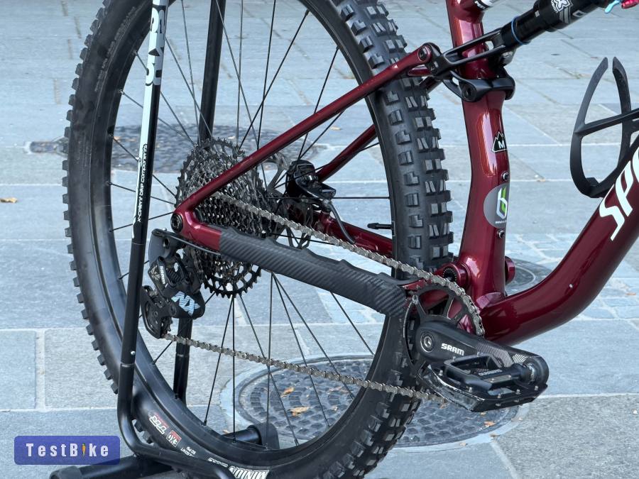 Gyönyörű Specialized Chisel M összteleszkópos MTB