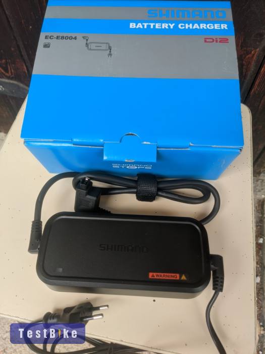 Gyorstöltő új Shimano STEPS EC-E8004