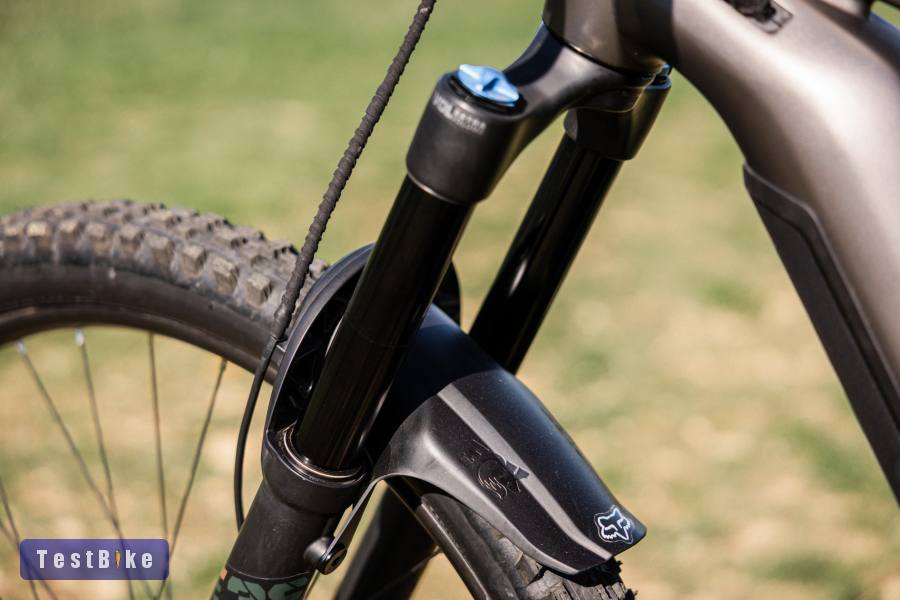 Haibike ALLMTN 2 rengeteg extrával mullet