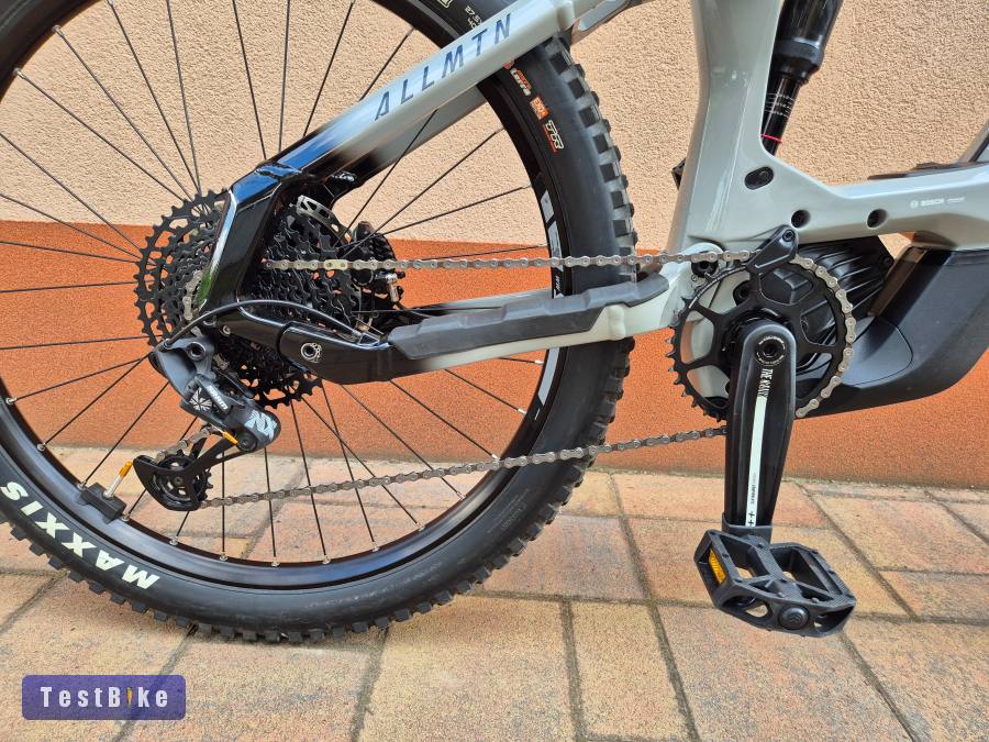 Haibike AllMtn CF 9 Bosch 750W Smart 85Nm. Carbon. L. XT. 