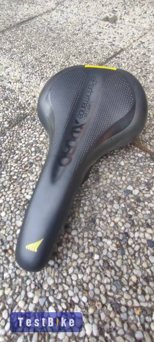 Haibike Xduro eperformance nyereg