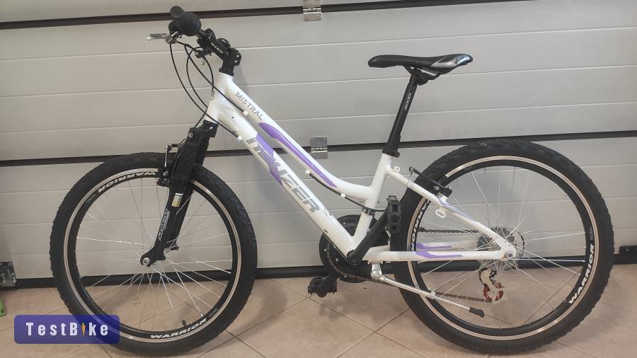 Használt 24" Neuzer Mistral eladó