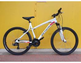 Használt 26"-os B-Twin 340 női MTB kerékpár, fehér-piros