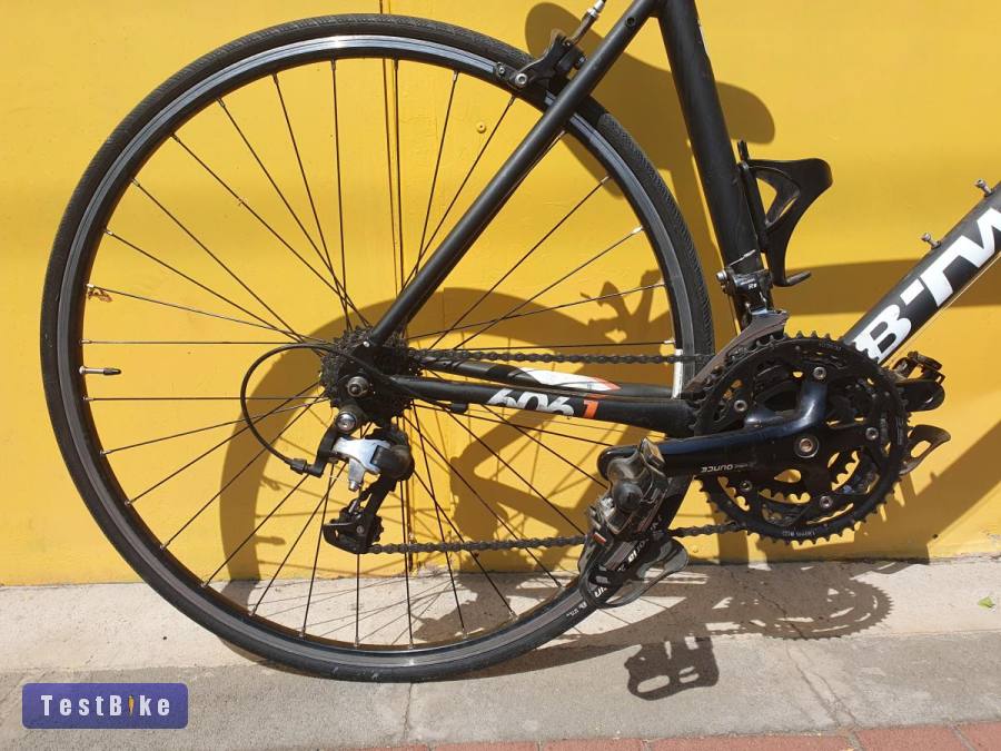 Használt 28"-os B-Twin Triban 500 országúti kerékpár