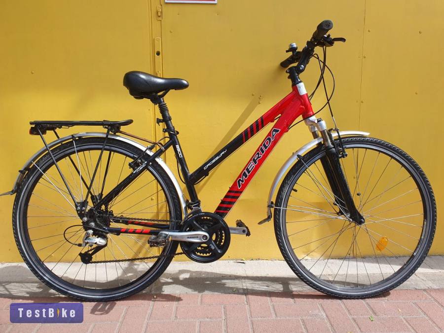 Használt 28"-os Merida Crossway 8500 női trekking kerékpár