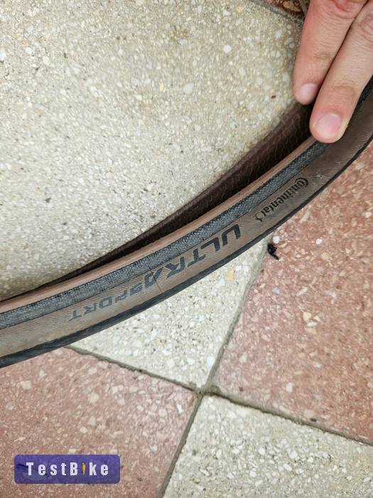 Használt 2xContinental Ultrasport III 28mm eladó