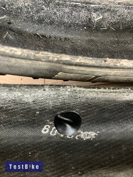 Használt 85%-os Schwalbe Thunder Burt TR 29x2.1 párban eladó
