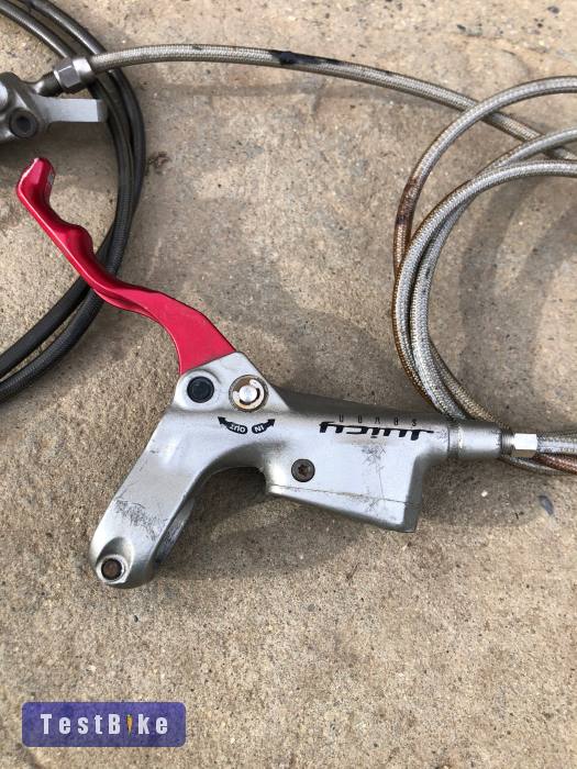 Használt Avid Juicy / Code cuccok