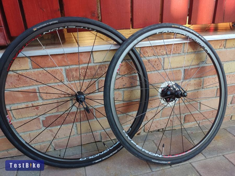 Campagnolo Hyperon Ultra Two karbon kerékszett eladó