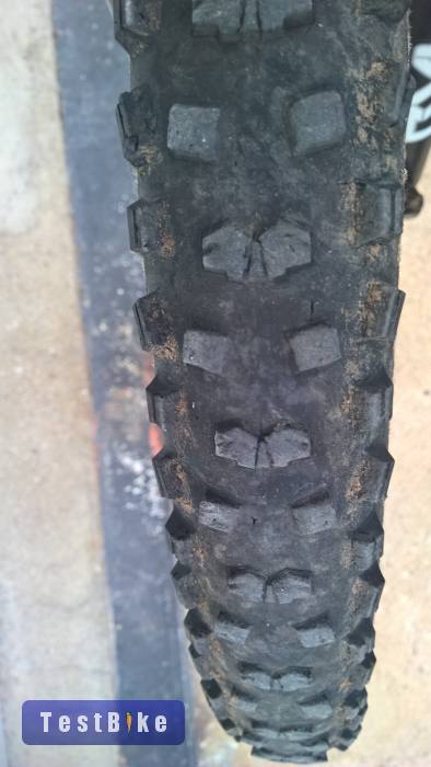 Használt Continental Mountain King II BlackChili